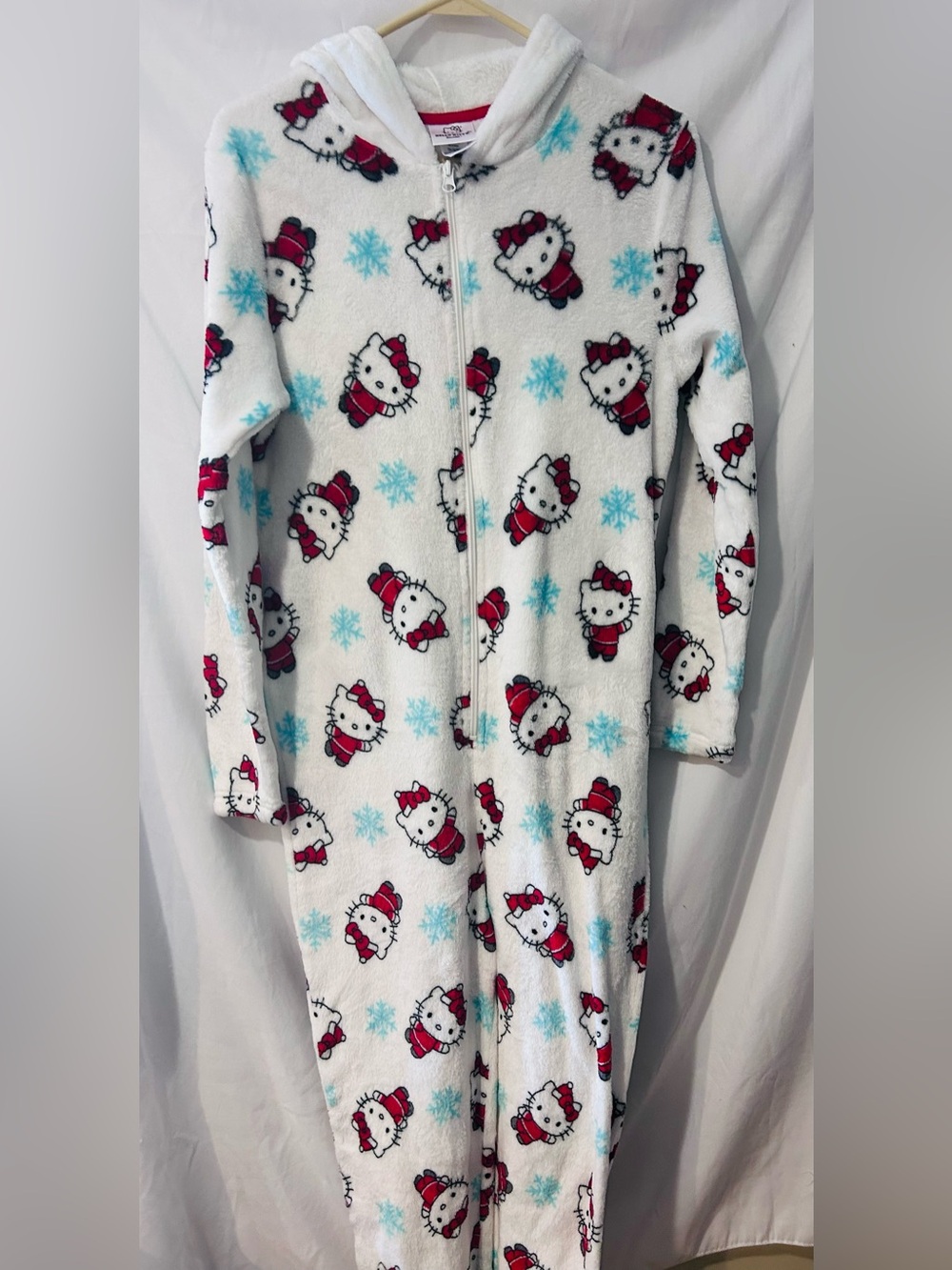 Hello Kitty White and Red Fleece Zip-Up Hooded Sleepwear with Christmas pattern